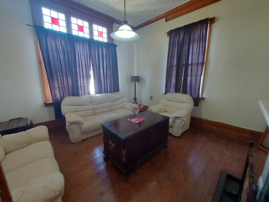 4 Bedroom Property for Sale in Uitenhage Central Eastern Cape